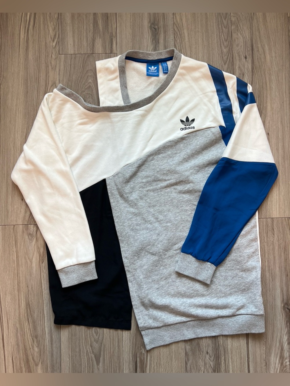 Adidas Originals Unique Blue/Black/White/Gray Longline Sweater WMN M